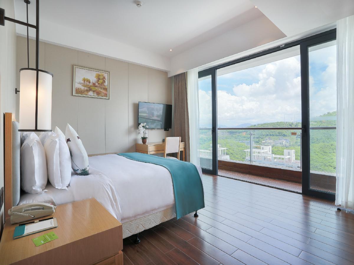 Sanya Dadonghai Seaview Hotel Exterior photo